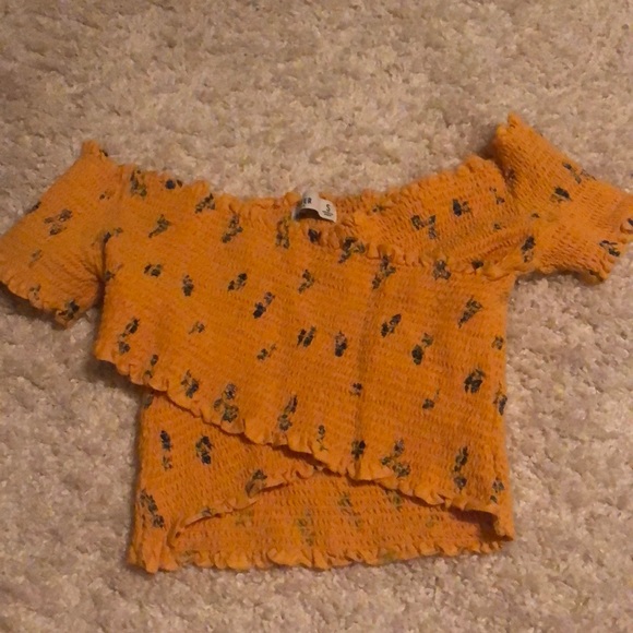 off the shoulder ribbed crop top - Picture 1 of 1